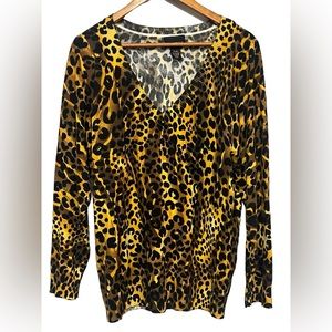 Woman’s Lane Bryant Long Sleeve Animal Print Shirt Size 18/20 Cheetah